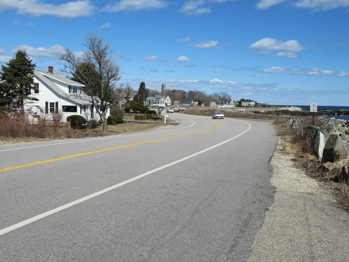NH 1A, Ocean Boulevard, curving along the rocky Atlantic shore in Rye, New Hampshire